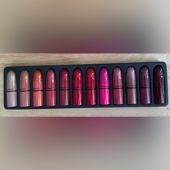 MAC Cosmetics “Taste of Stardom” Mini Lipstick Kit    💯% AUTHENTIC! - Picture 4 of 6